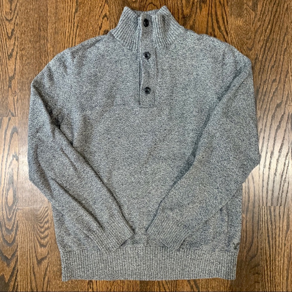American Eagle Men’s Athletic Fit Henley Sweater